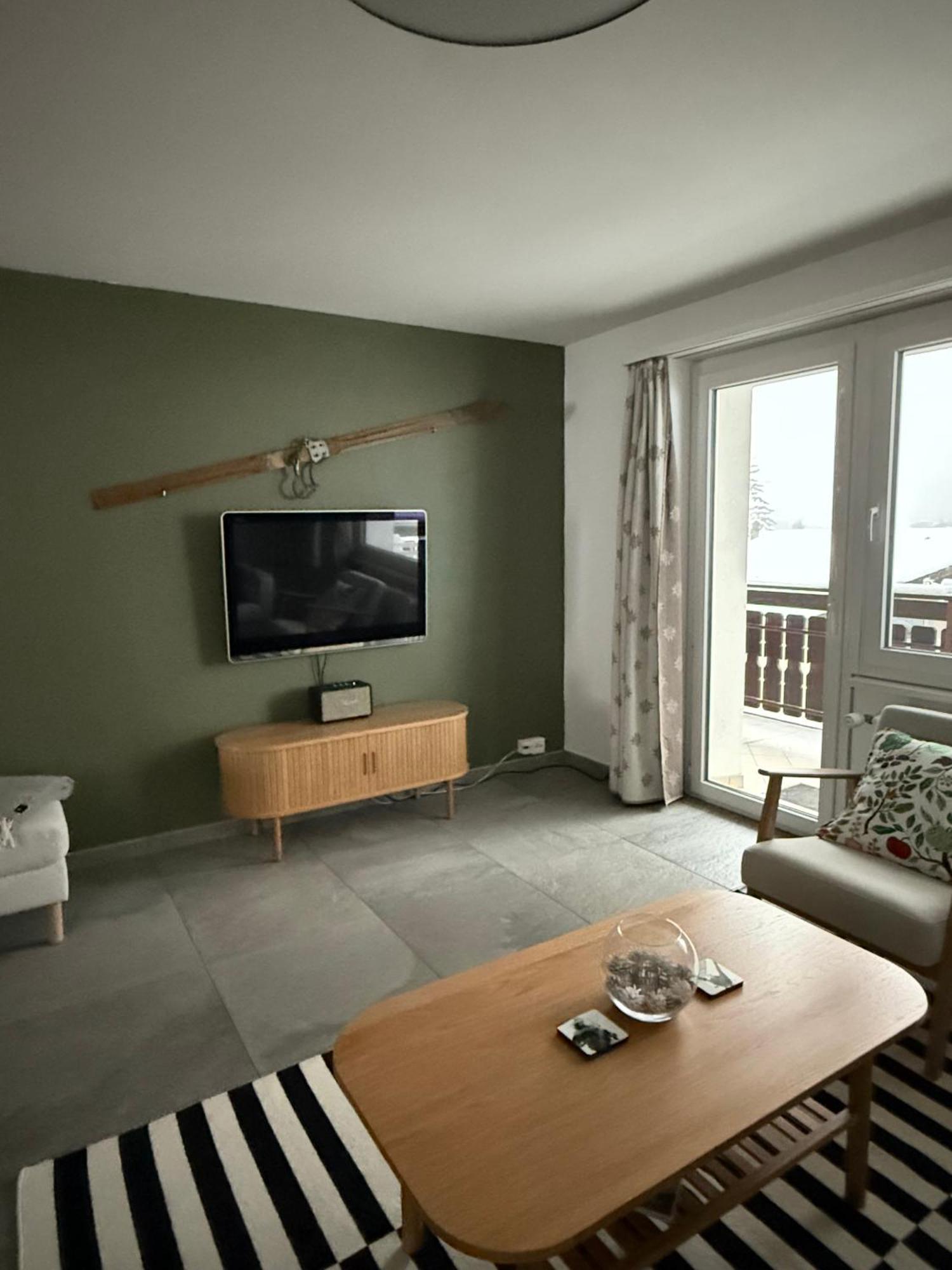 Snowball, Modern, Cosy, Matterhorn Views