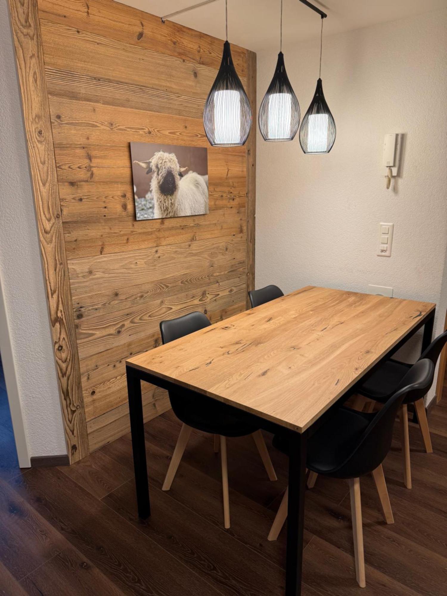 Everest Apartment *