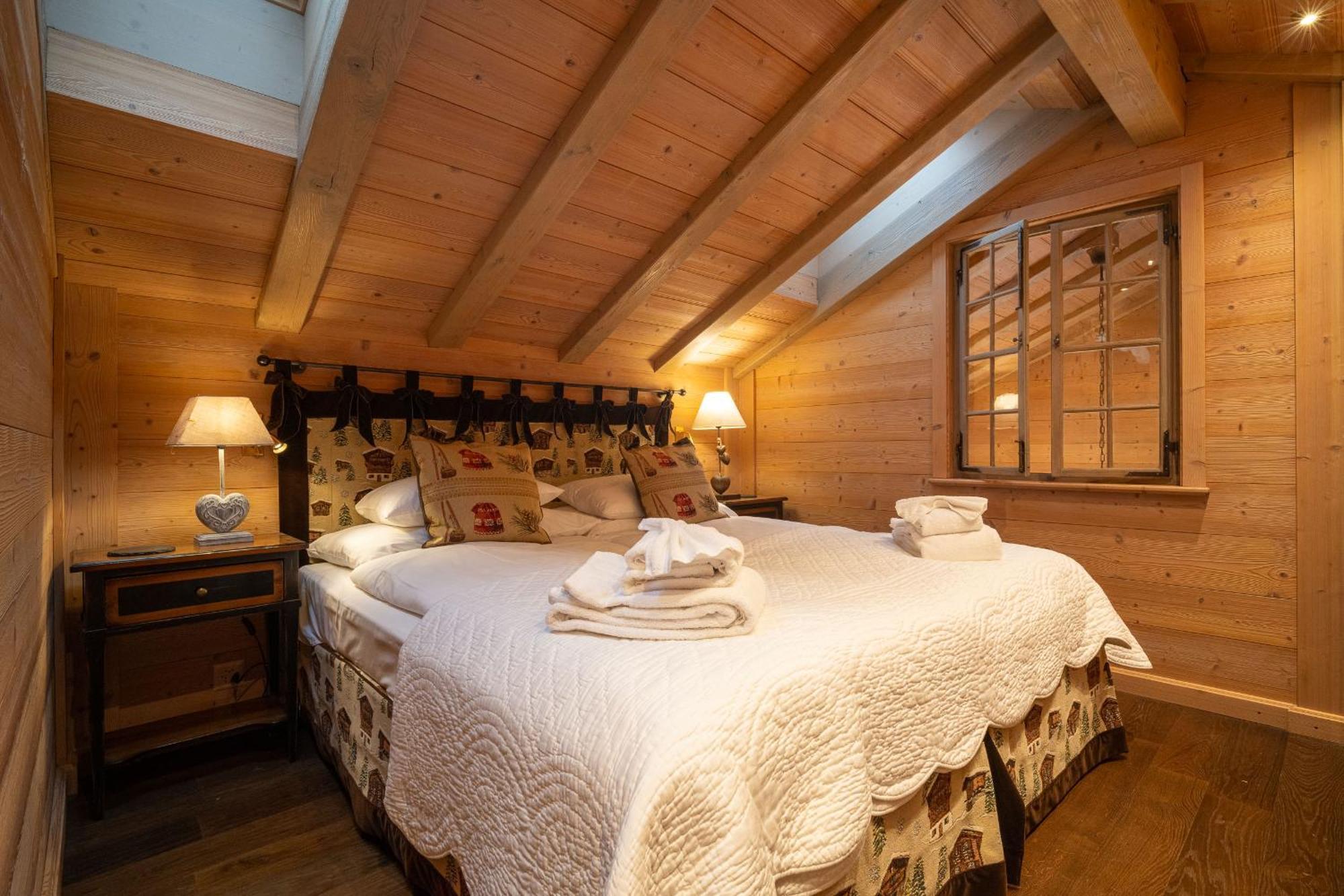 Haus Pasadena, Sleeps 3 - 4 *