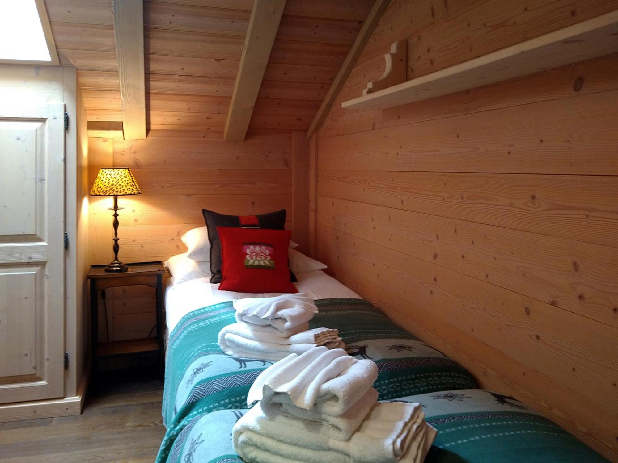 Haus Pasadena, Sleeps 3 - 4 *