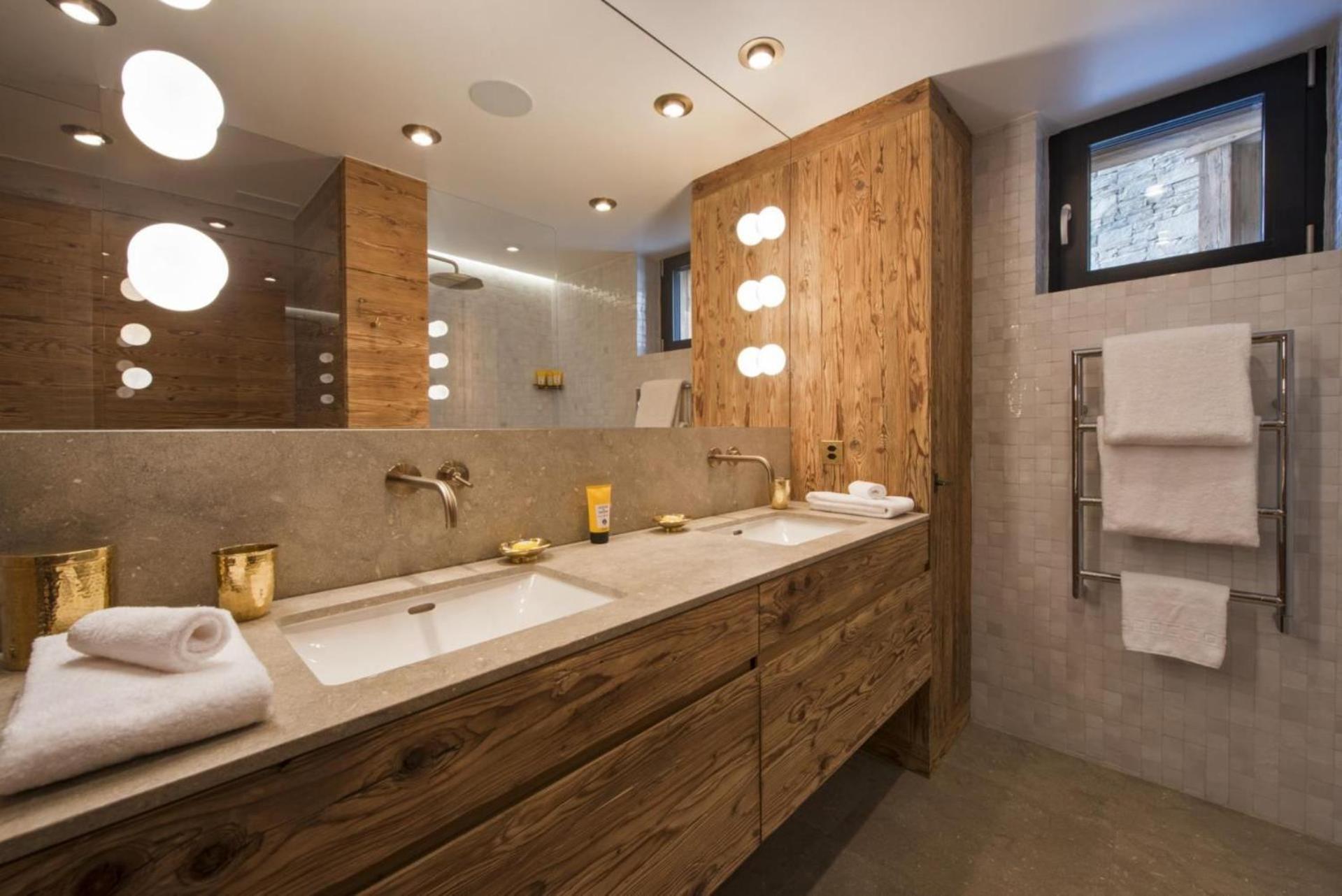 Chalet Alpine Luxury Chalet Konk In Switzerland