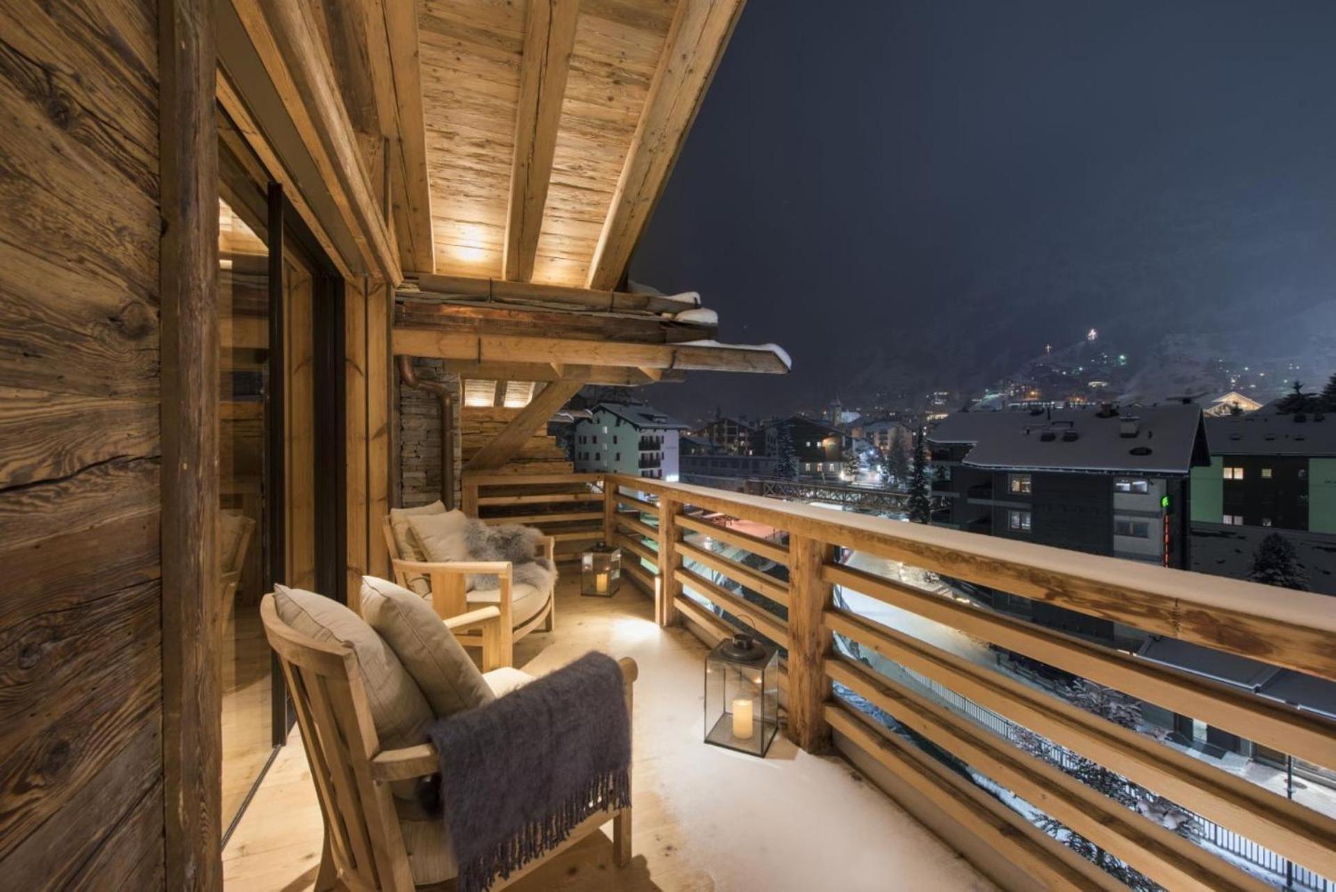 Chalet Alpine Luxury Chalet Konk In Switzerland
