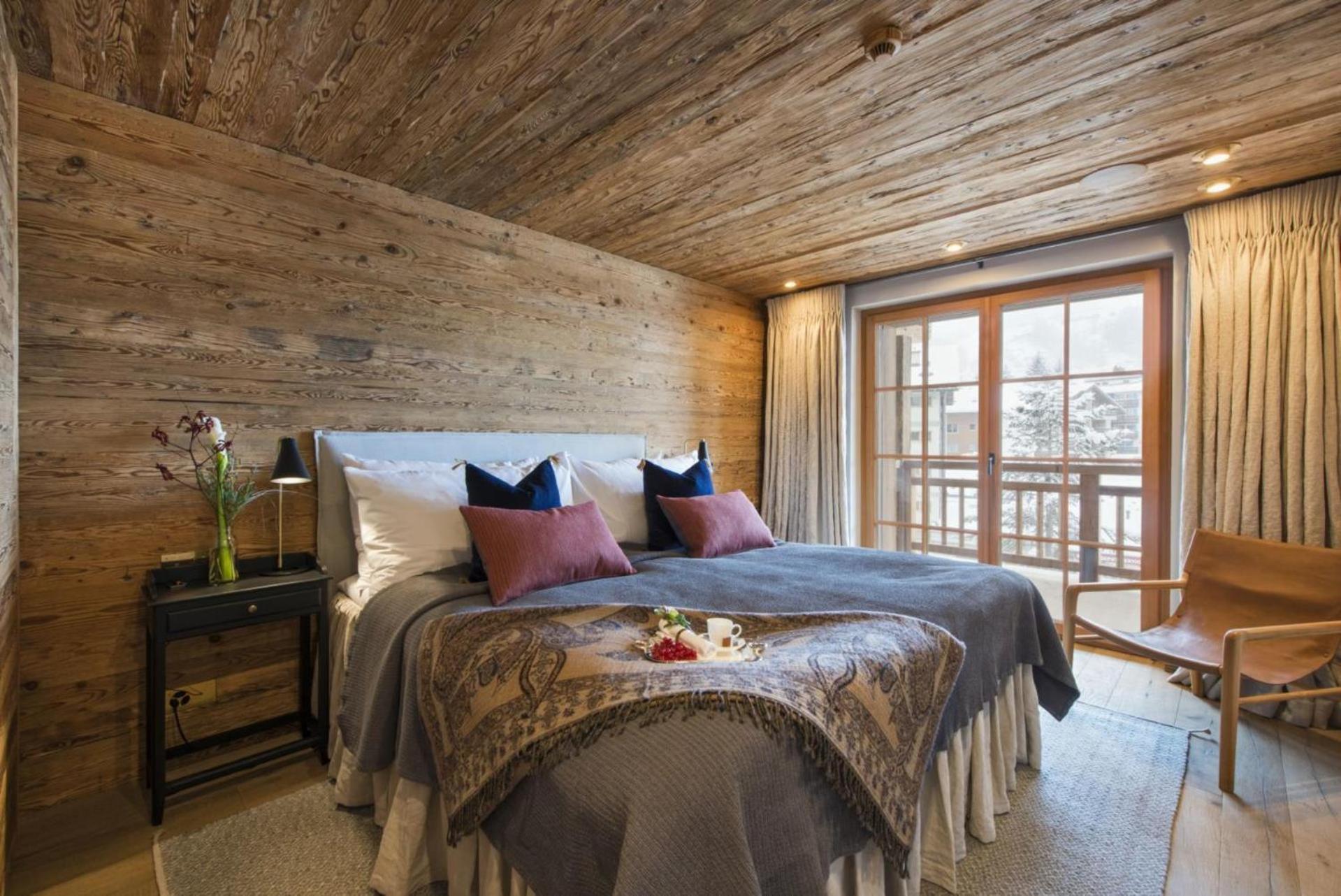 Chalet Alpine Luxury Chalet Konk In Switzerland *