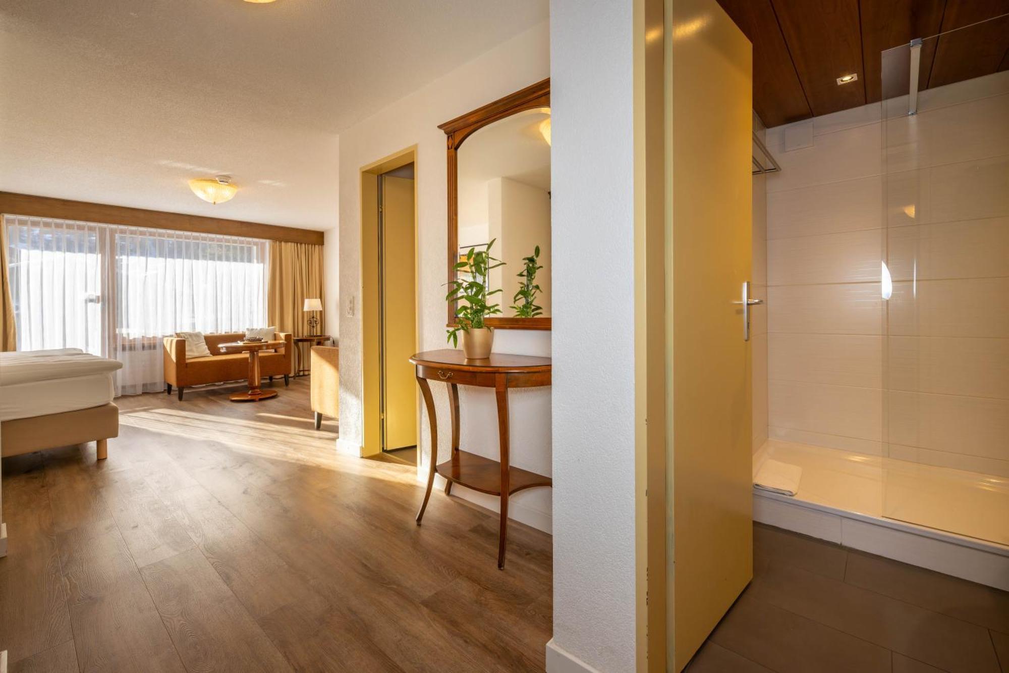 Arca & Hotel 3*