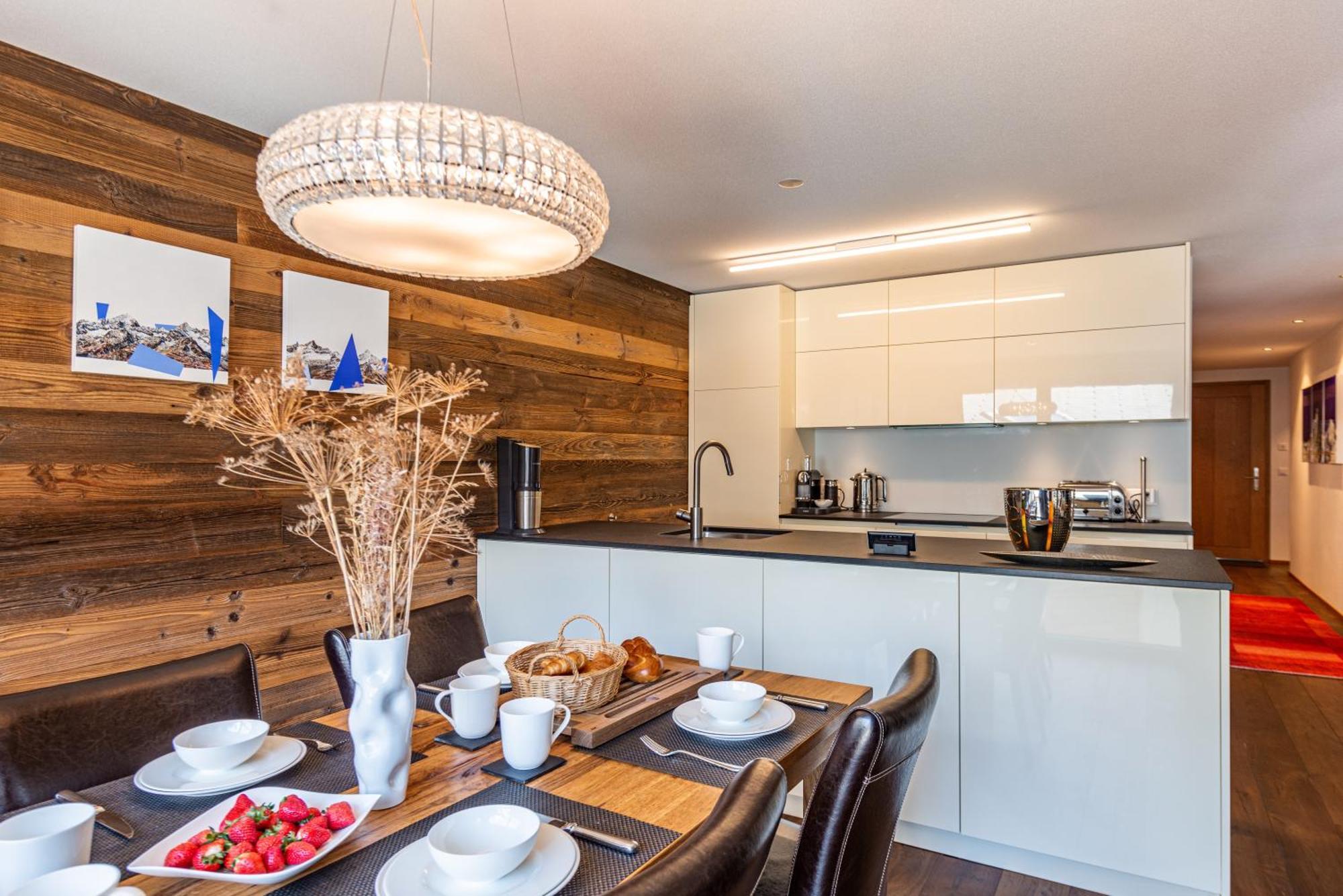 Petit Apartment *