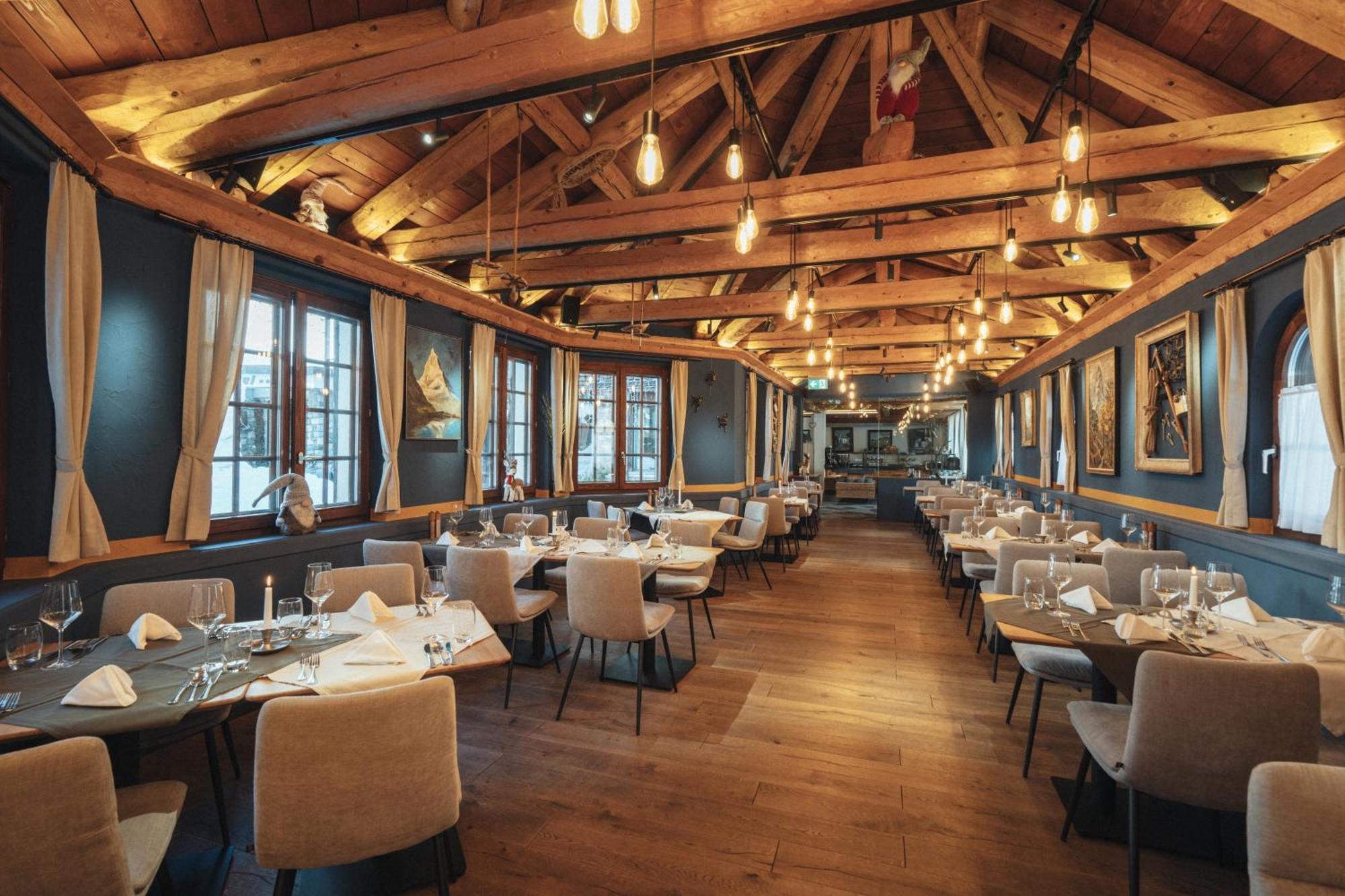 Hotel Alpen &