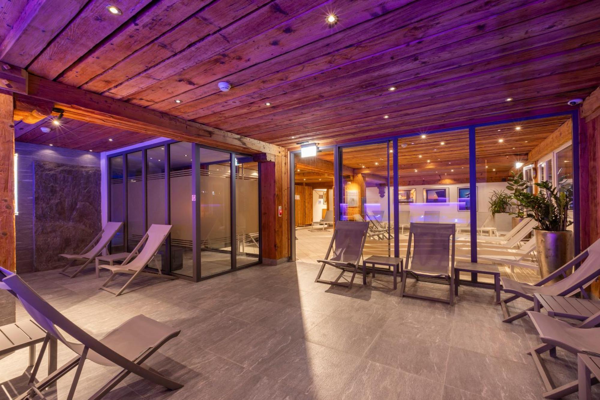 Arca & Hotel 3*