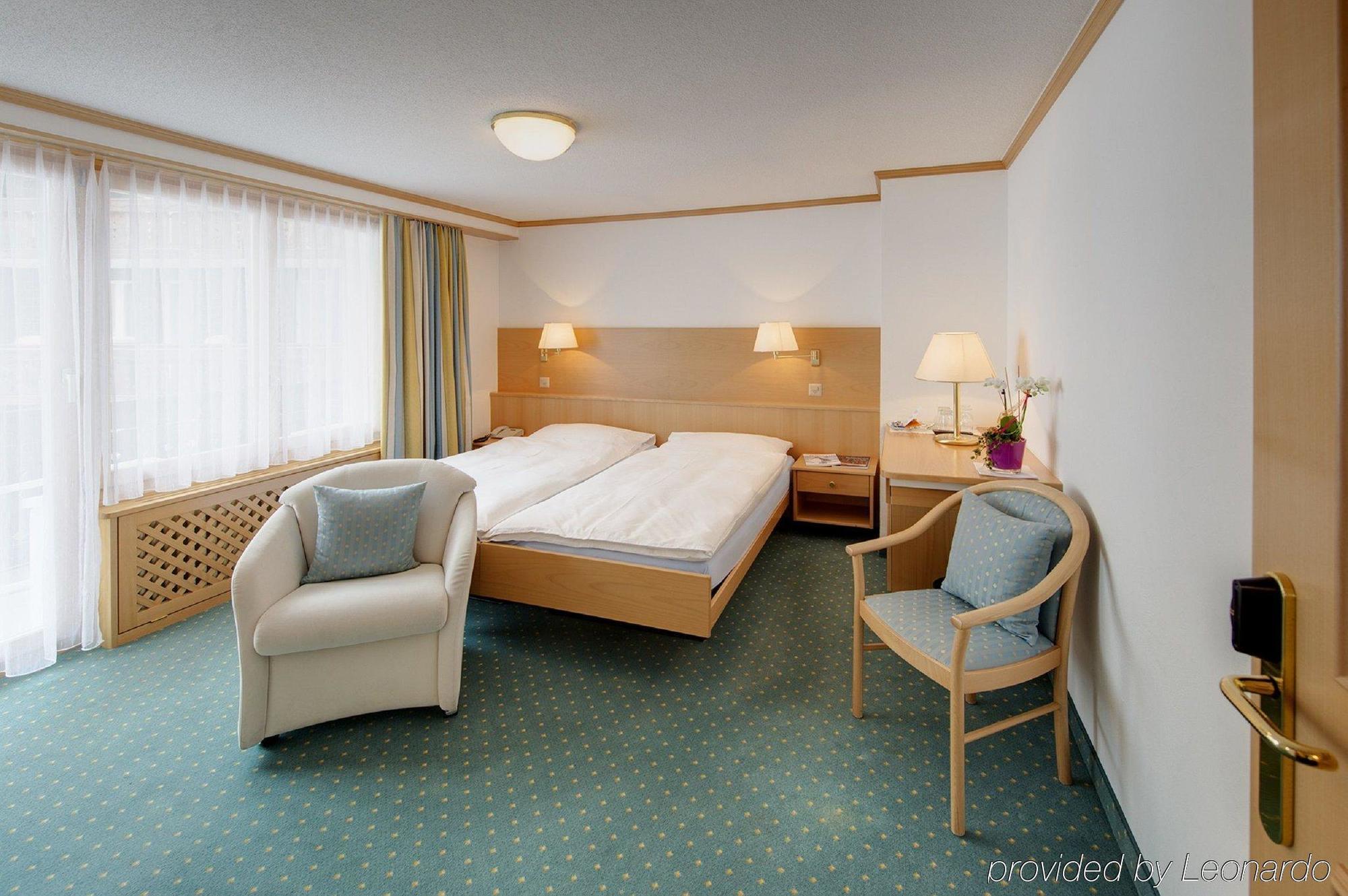 Metropol & Hotel
