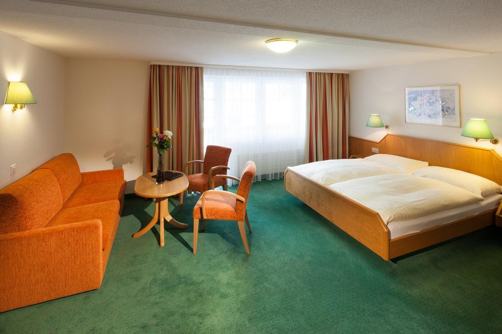Cheminee Hotel
