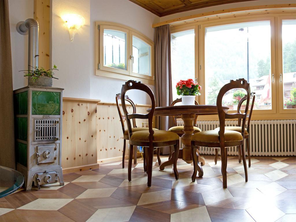 Hotel Alpenblick 3*