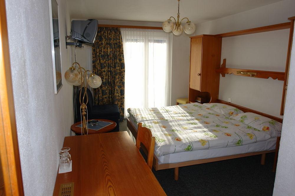 Hotel Rhodania
