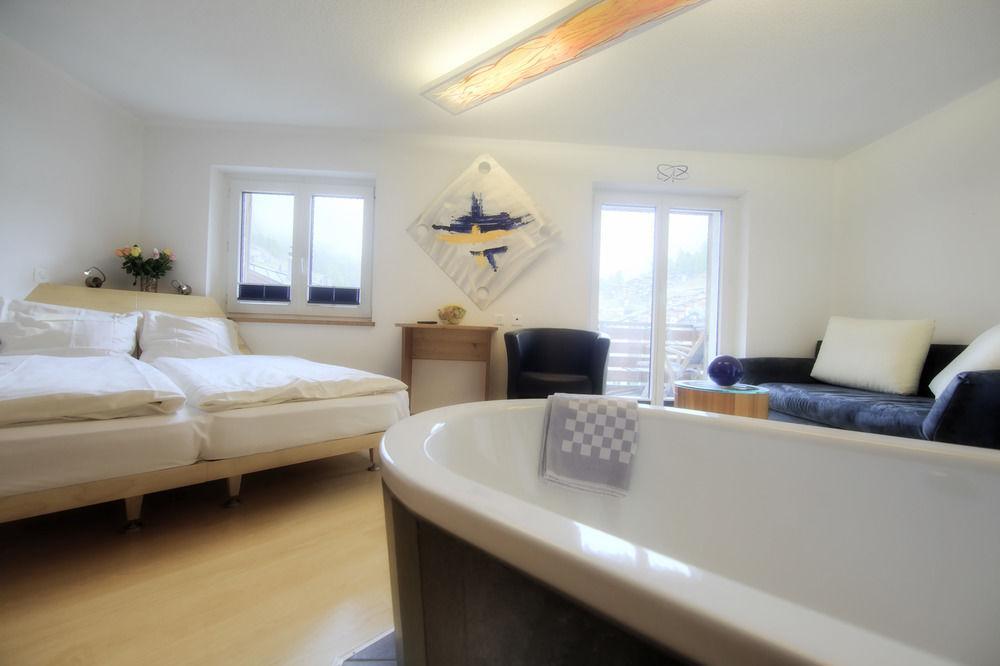 Sunstar 4*
