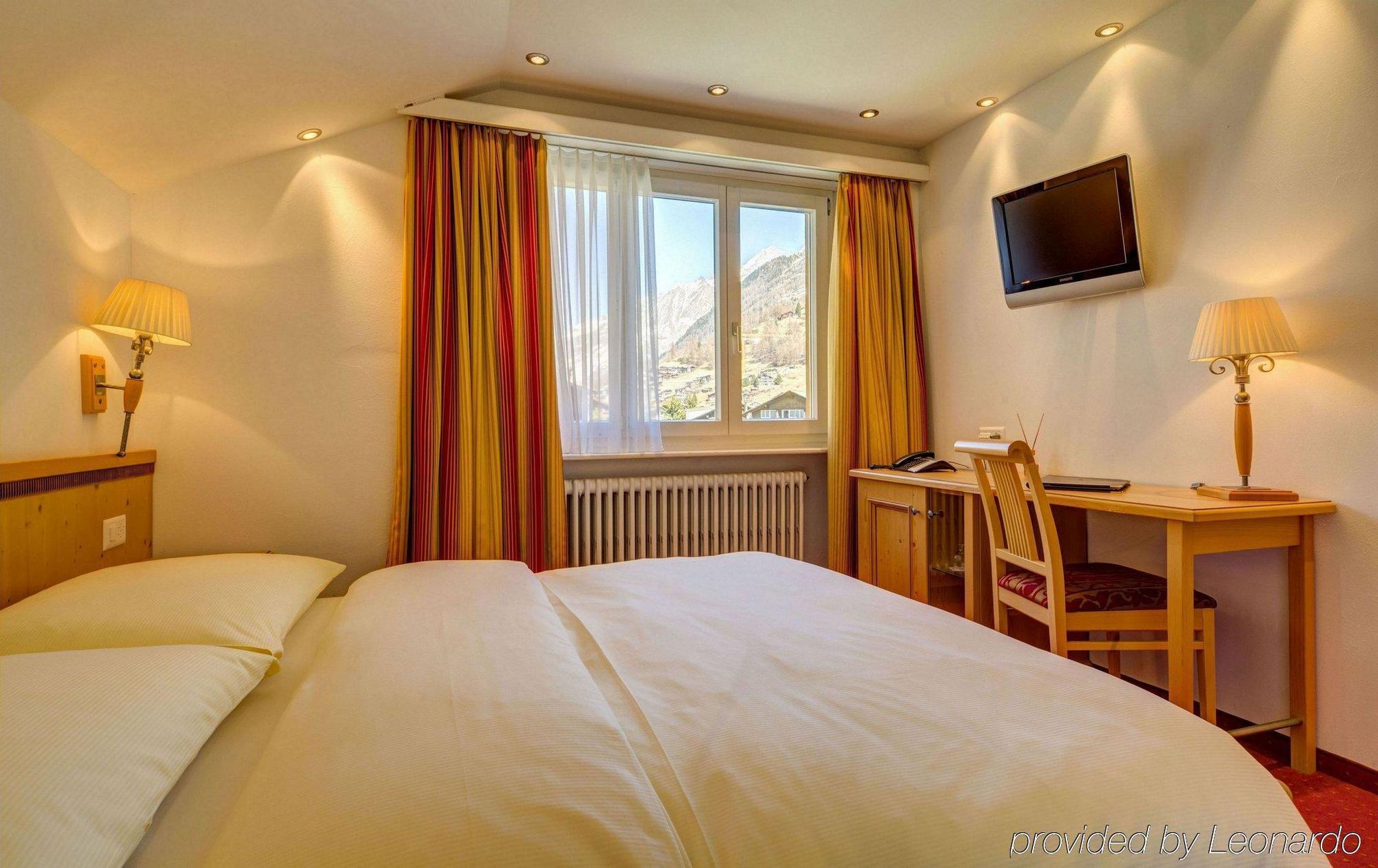 Excelsior Hotel