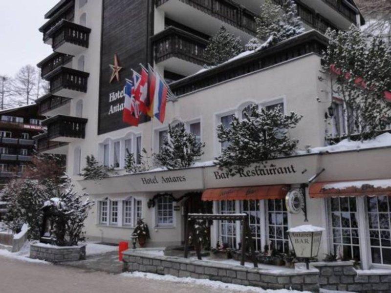 Hotel Antares 3*