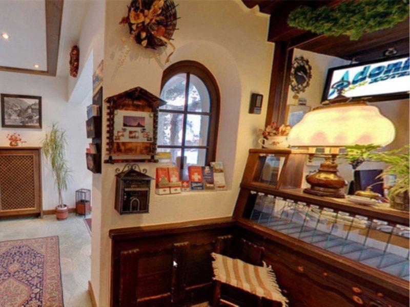 Hotel Adonis