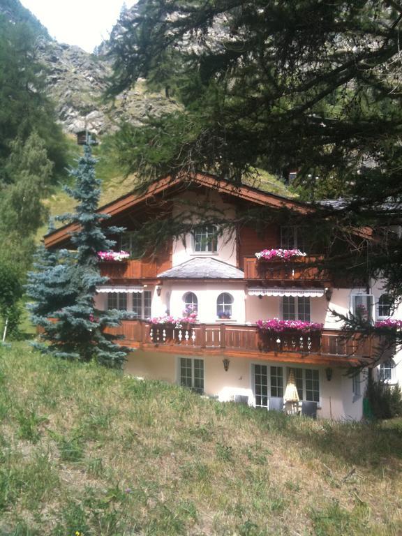 Les Clochettes Apartment Zermatt