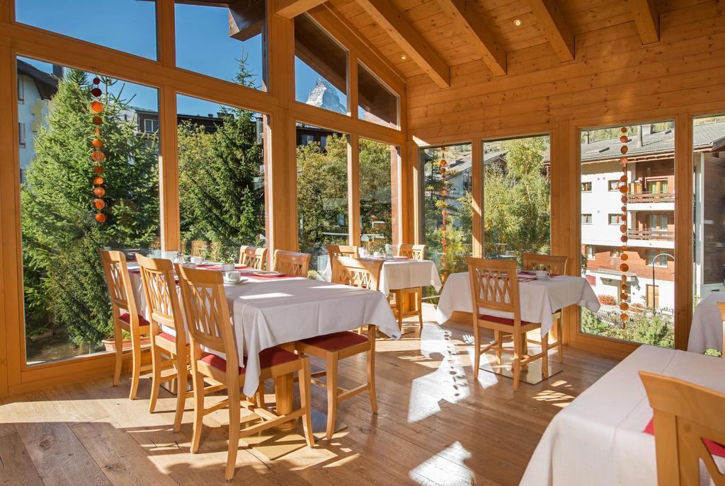 Hotel Dufour Alpin Superior 2*