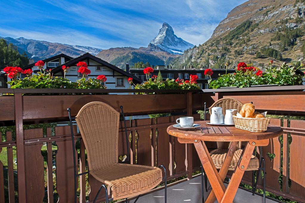 Dufour Hotel