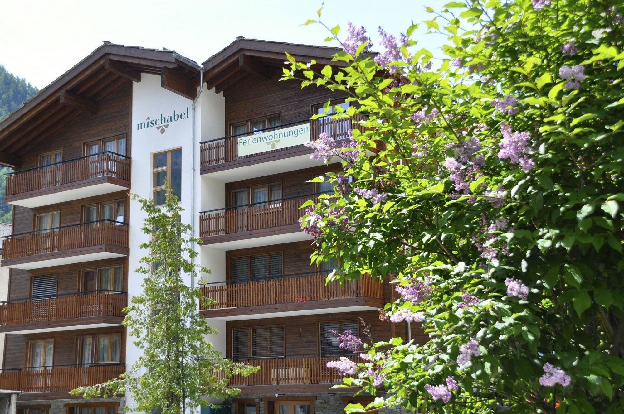 Apartment Haus Mischabel *