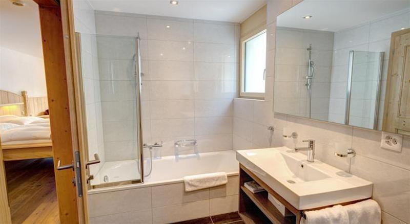 City Hotel 3*