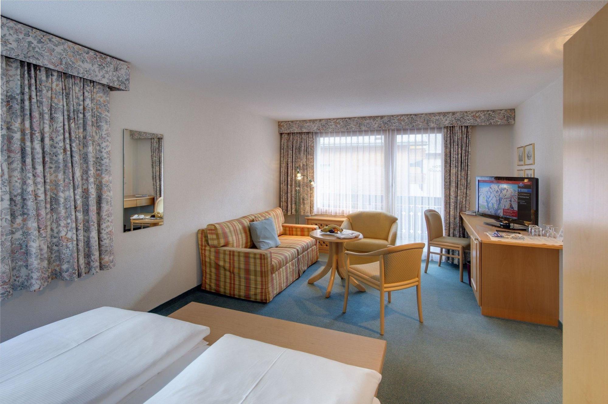 Metropol & Hotel 4*
