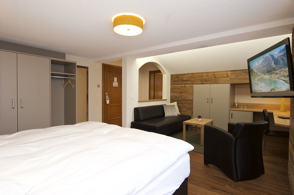 Hotel La Couronne &