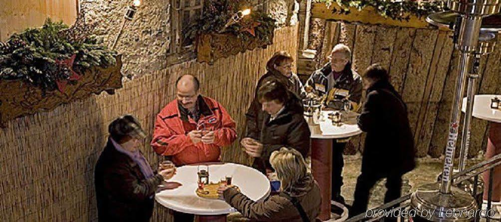 Petit Helvetia Budget 2*
