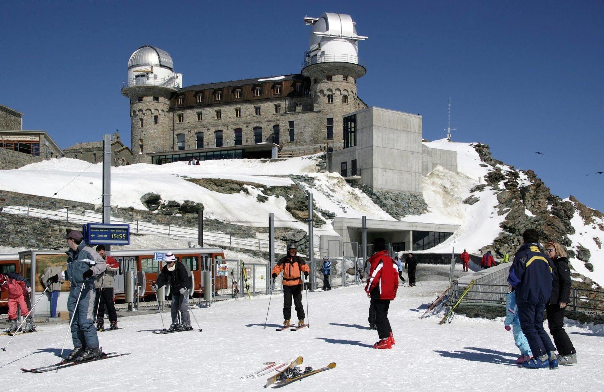 3100 Kulmhotel Gornergrat Hotel 3*