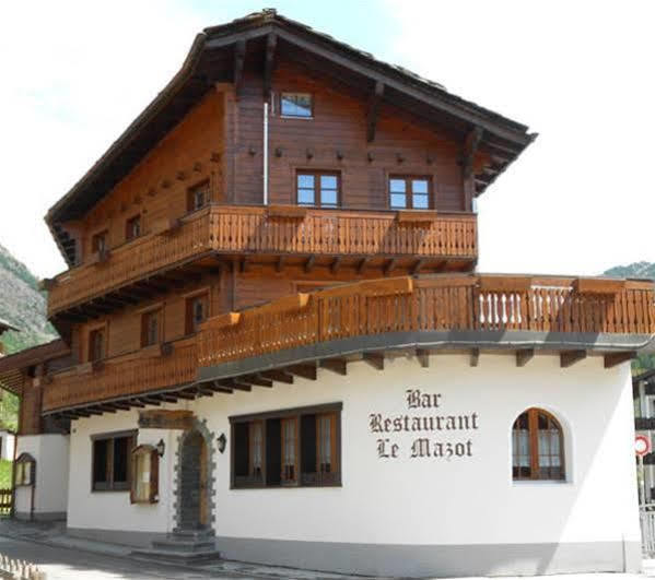 Hotel Mazot Zermatt 3*