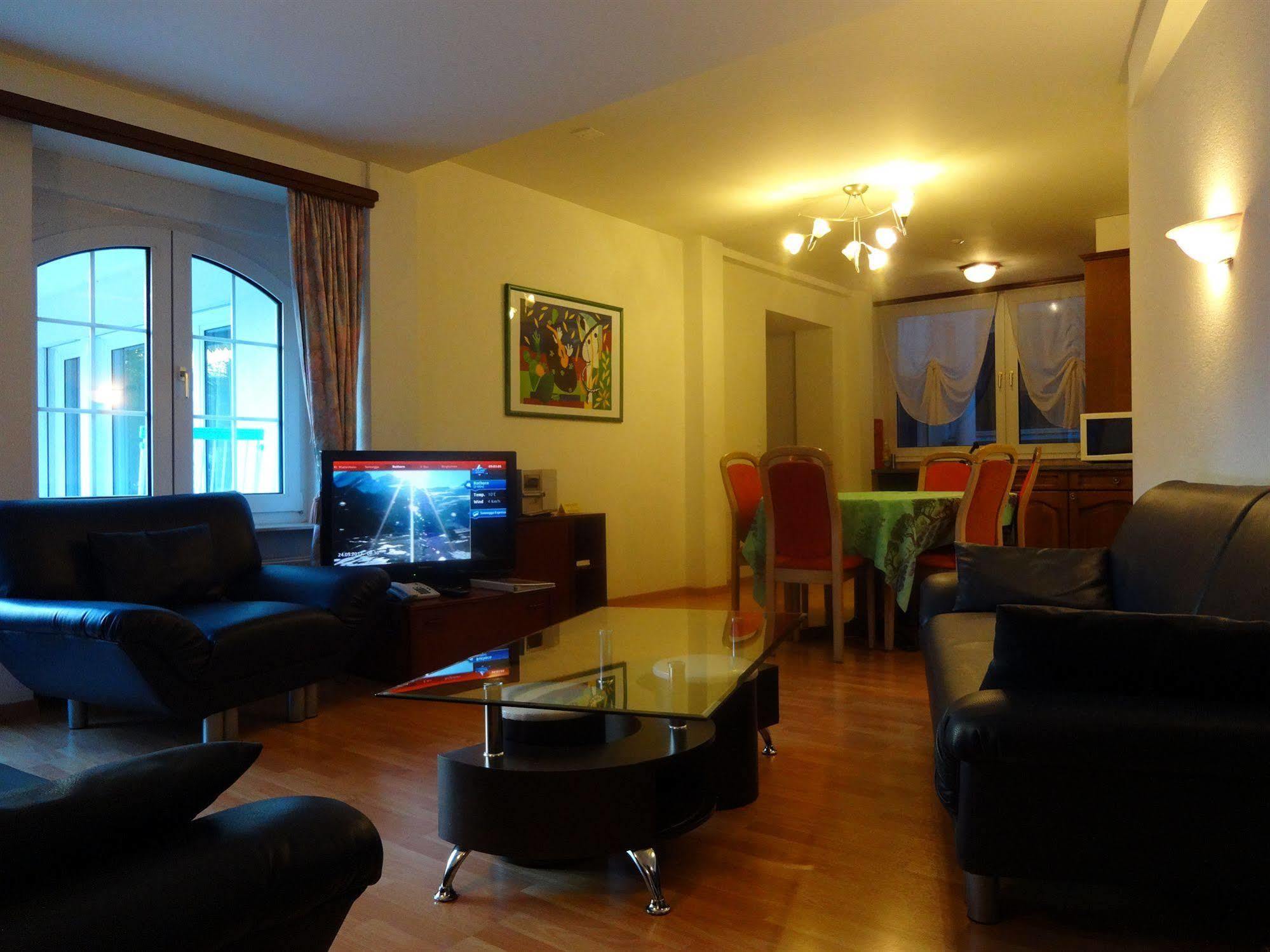 Artist & Garni Aparthotel