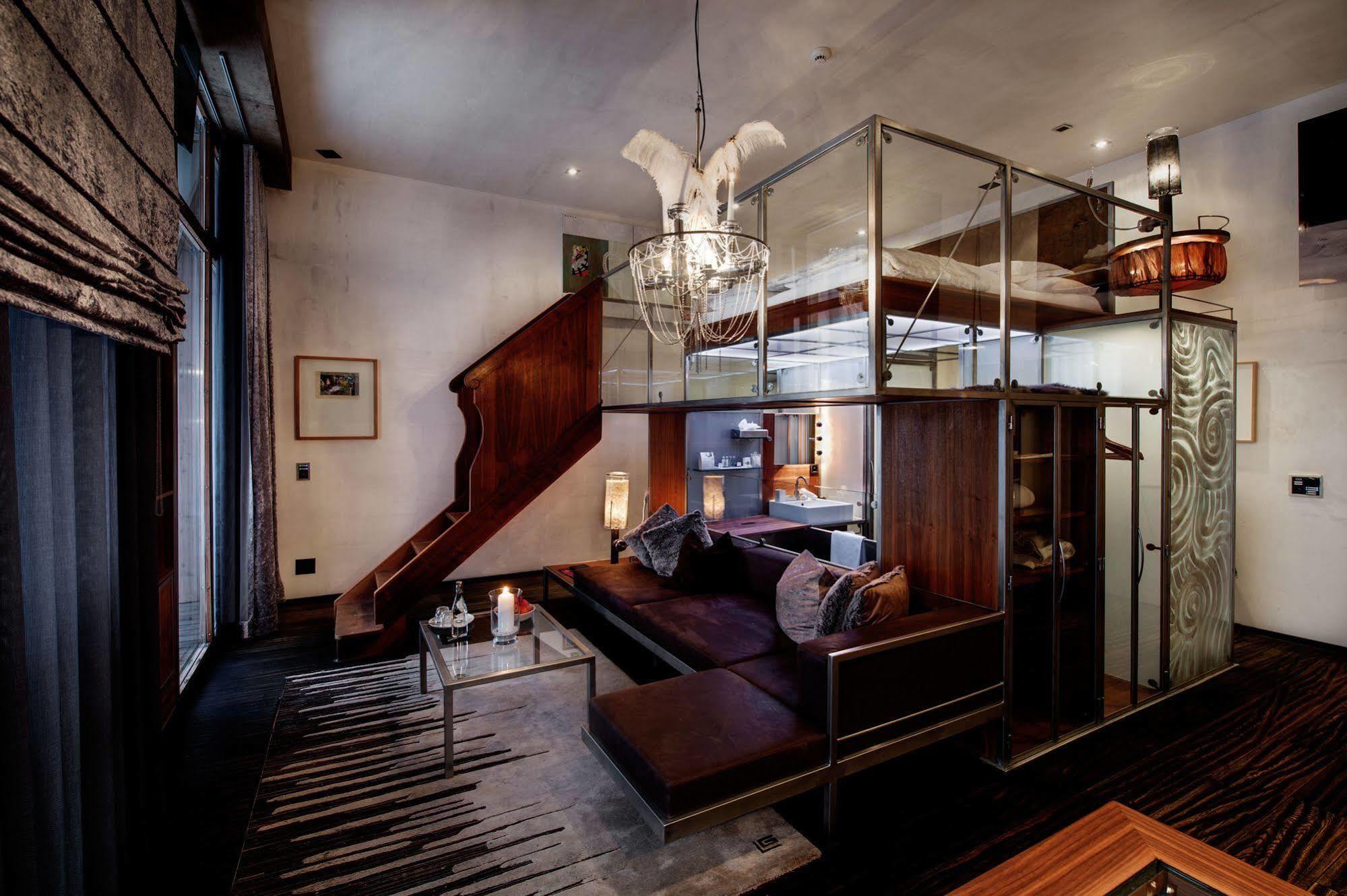 Backstage Boutique Hotel 4*