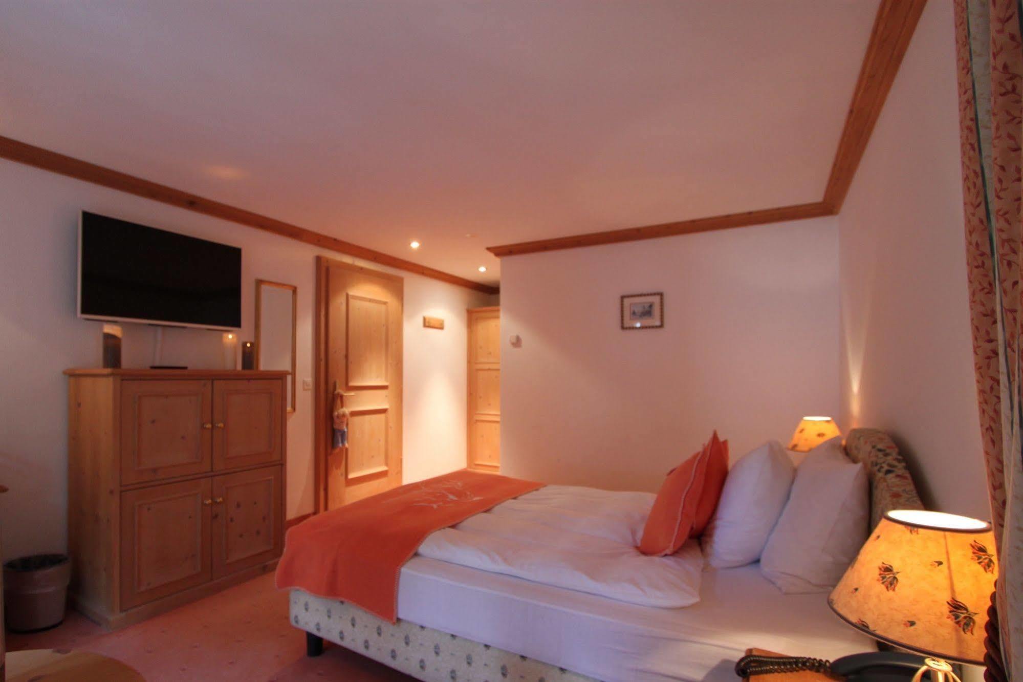 Albatros Hotel 4*