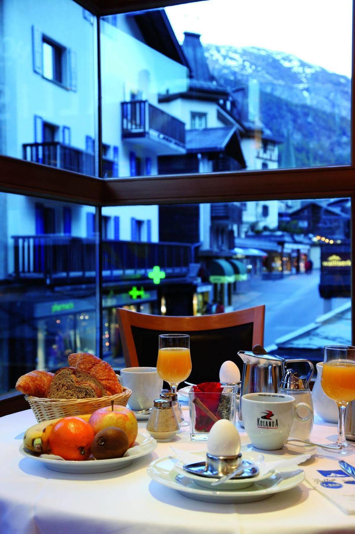 Hotel Pollux 4*