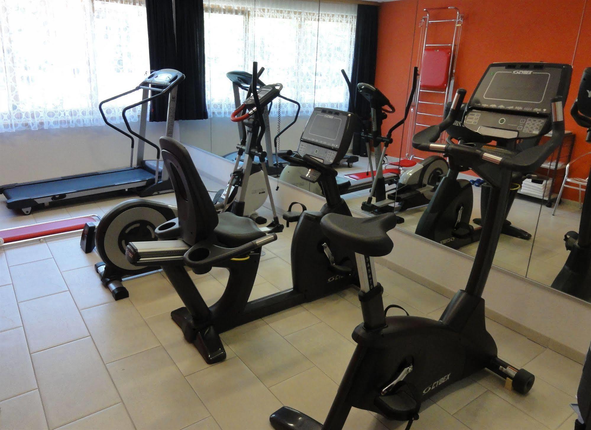 Hotel Metropol & 4*