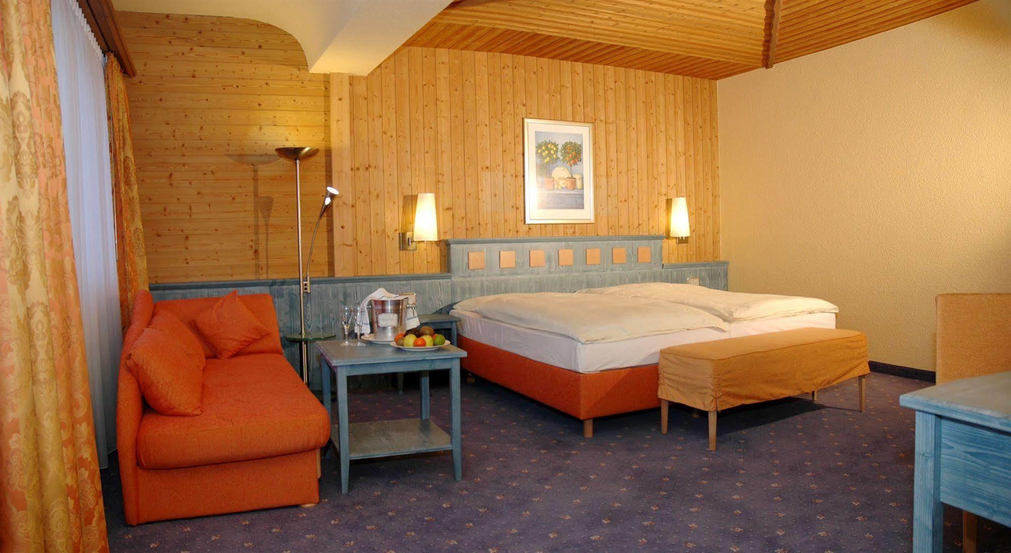 Hotel Simi 4*