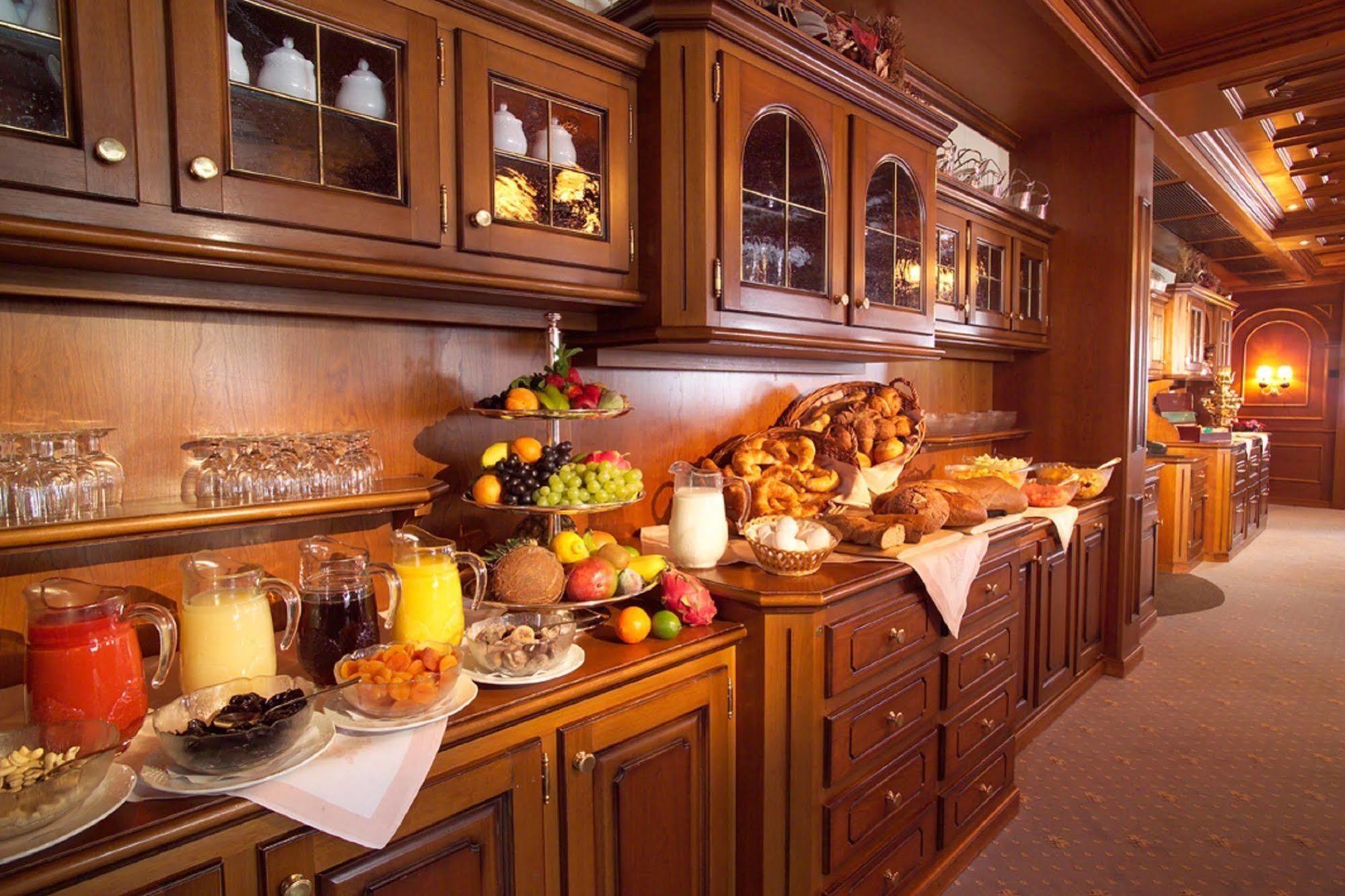 Hotel Antares