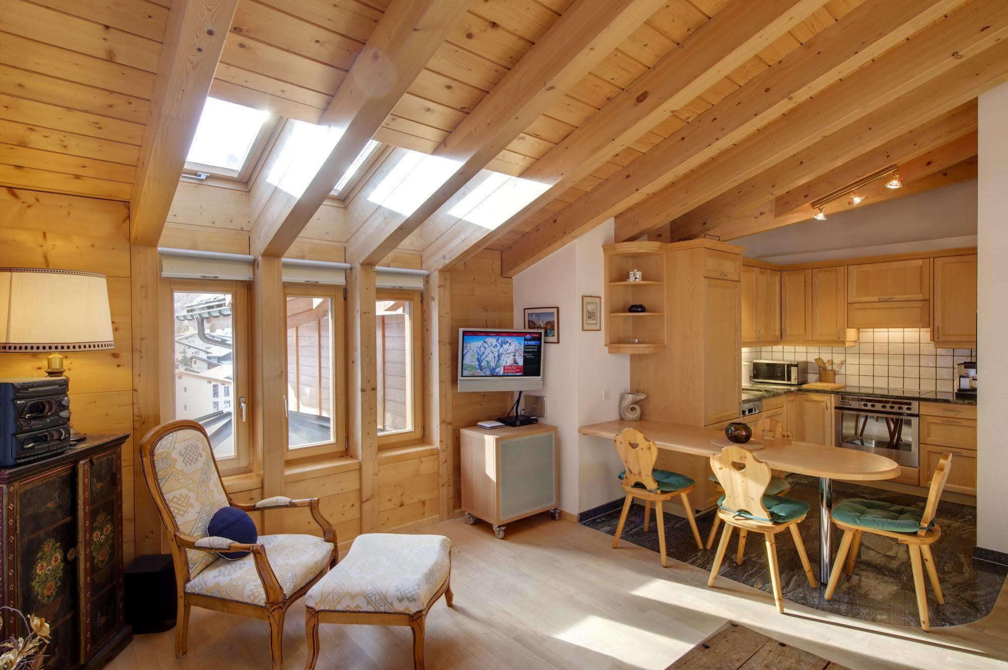 Good Value By Mountain Exposure Apartment Zermatt