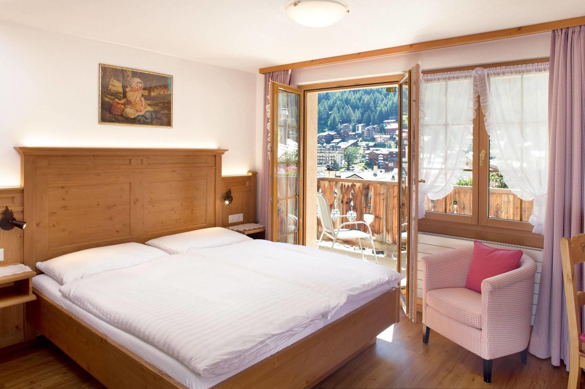 Romantica Hotel