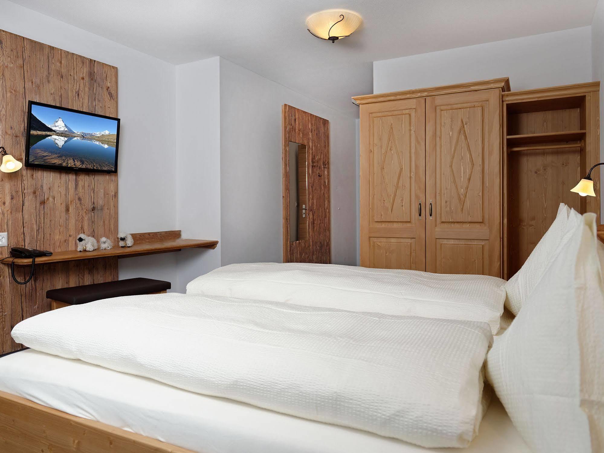 Plateau Rosa Hotel