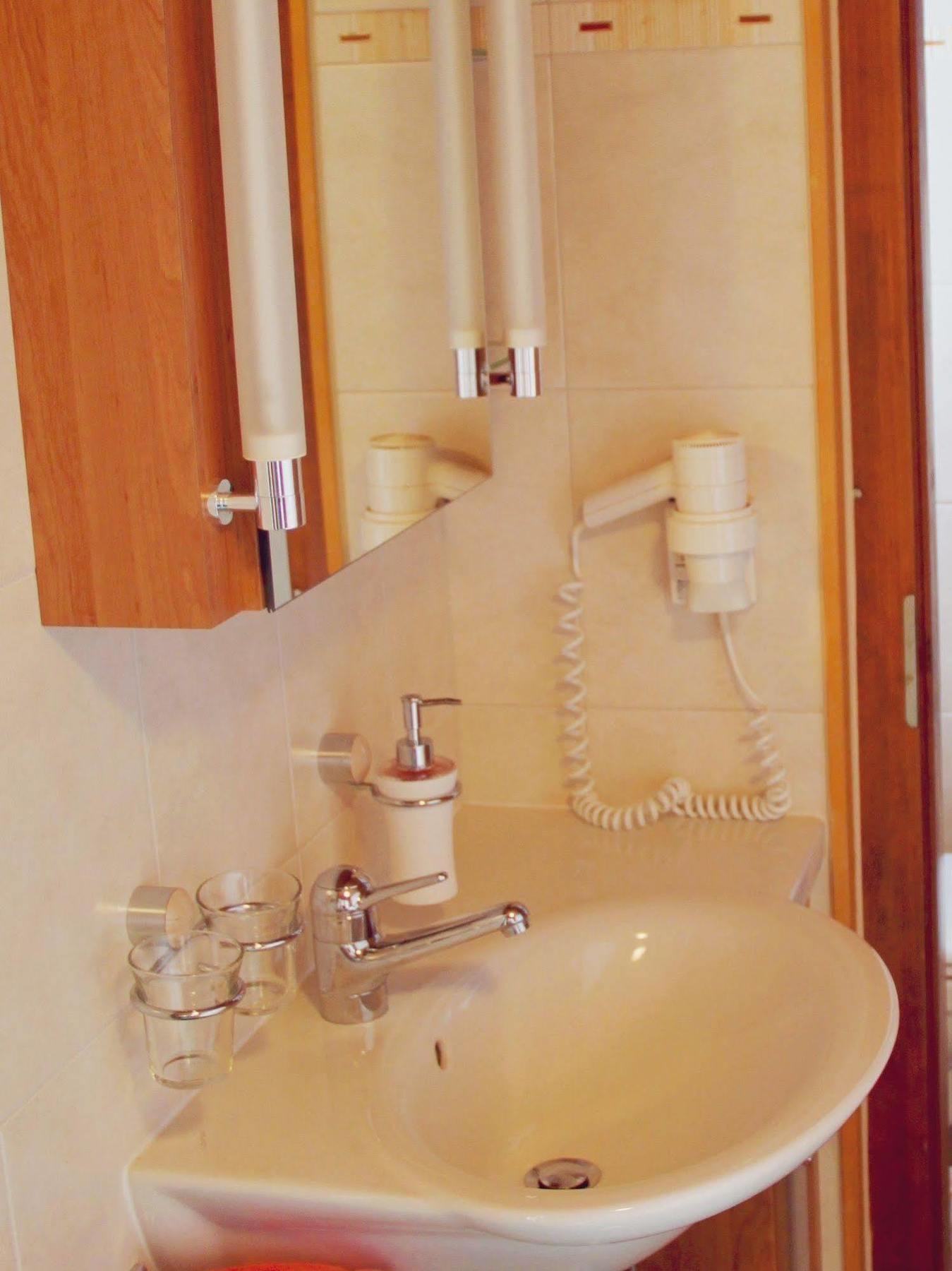 Capricorn Hotel