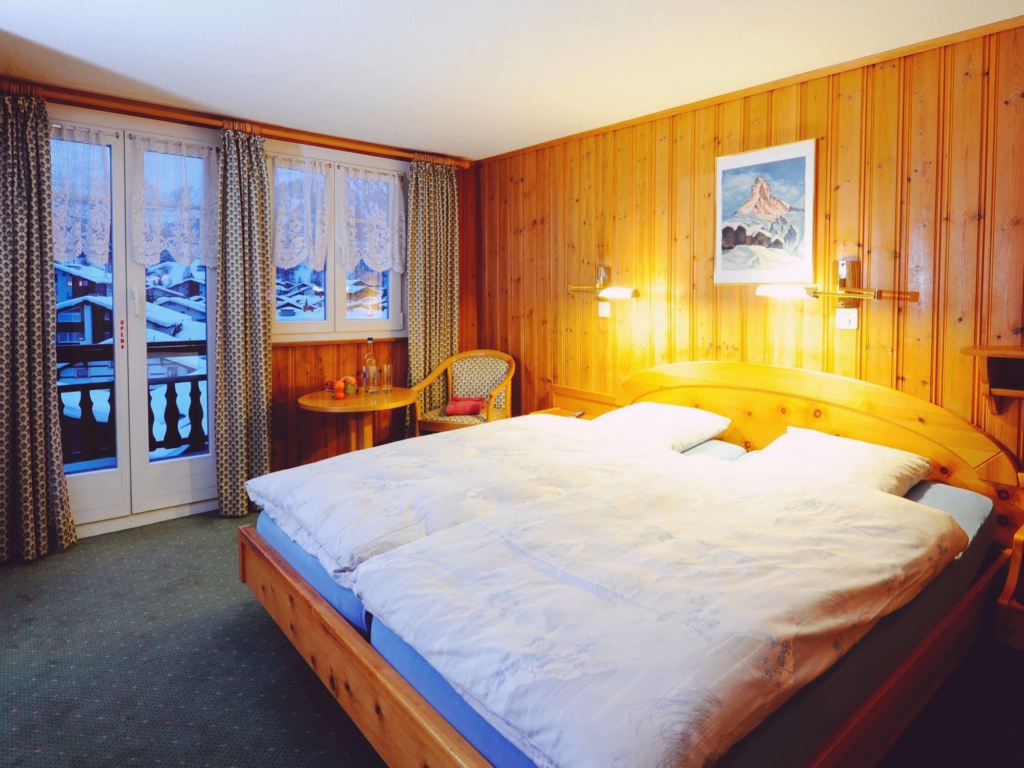Capricorn Hotel
