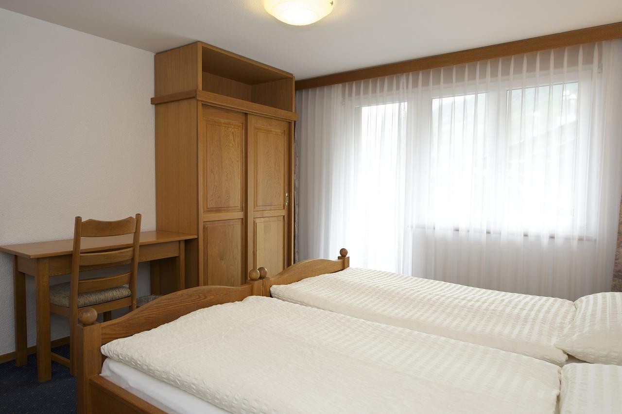 Apartment Bolero