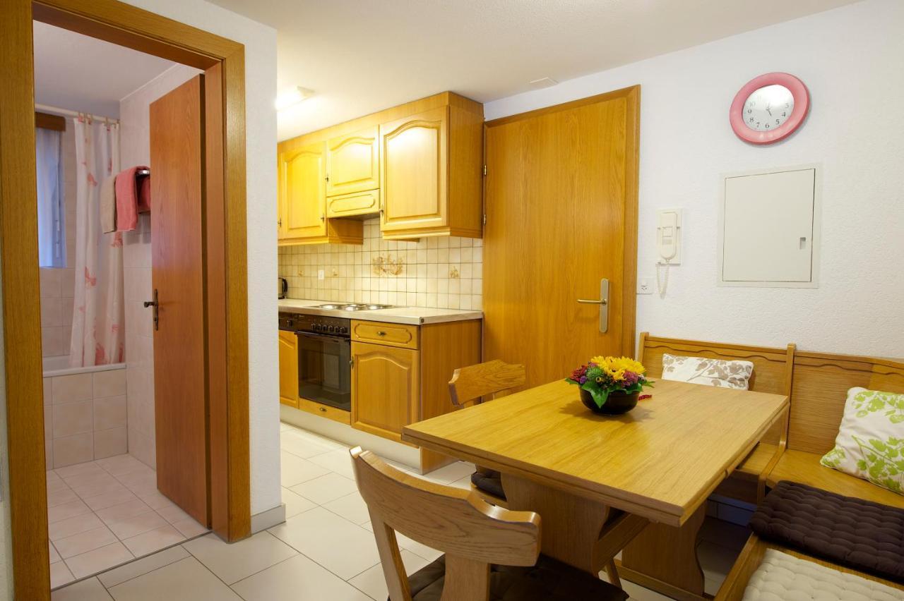 Apartment Bolero *