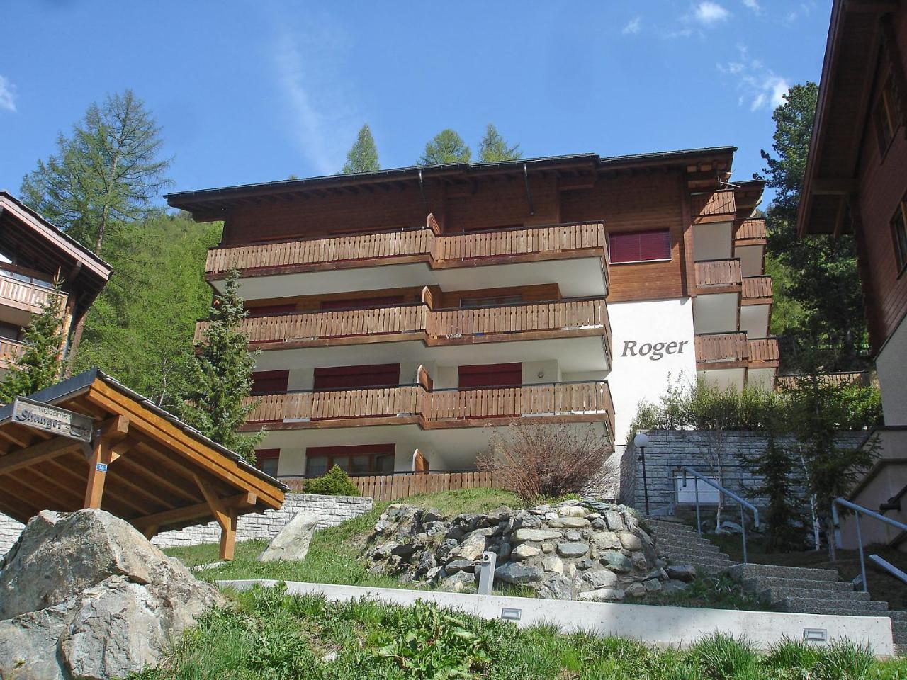 Roger-2 By Interhome