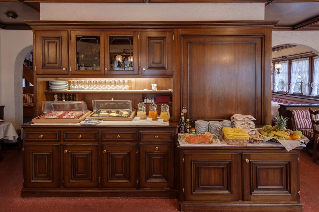 Hotel Astoria 3*