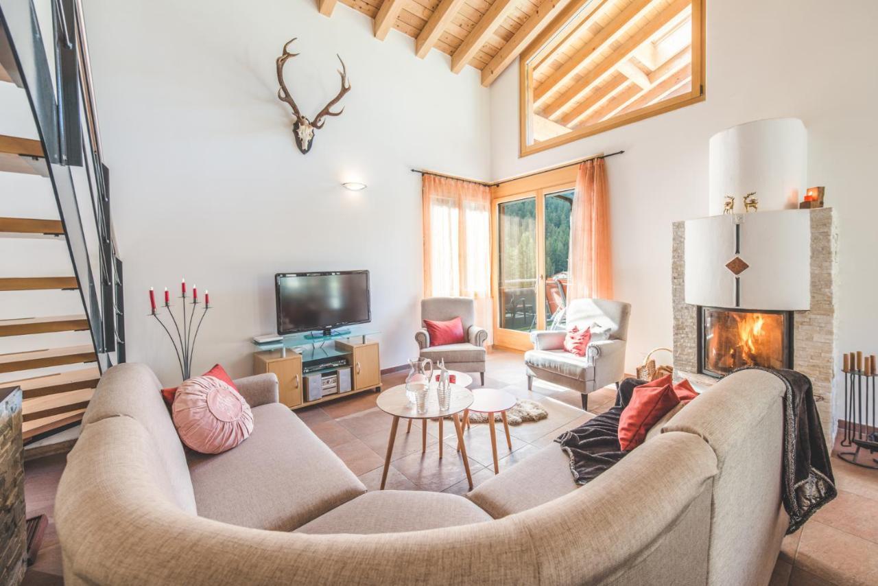 Alpharmonie Apartamento
