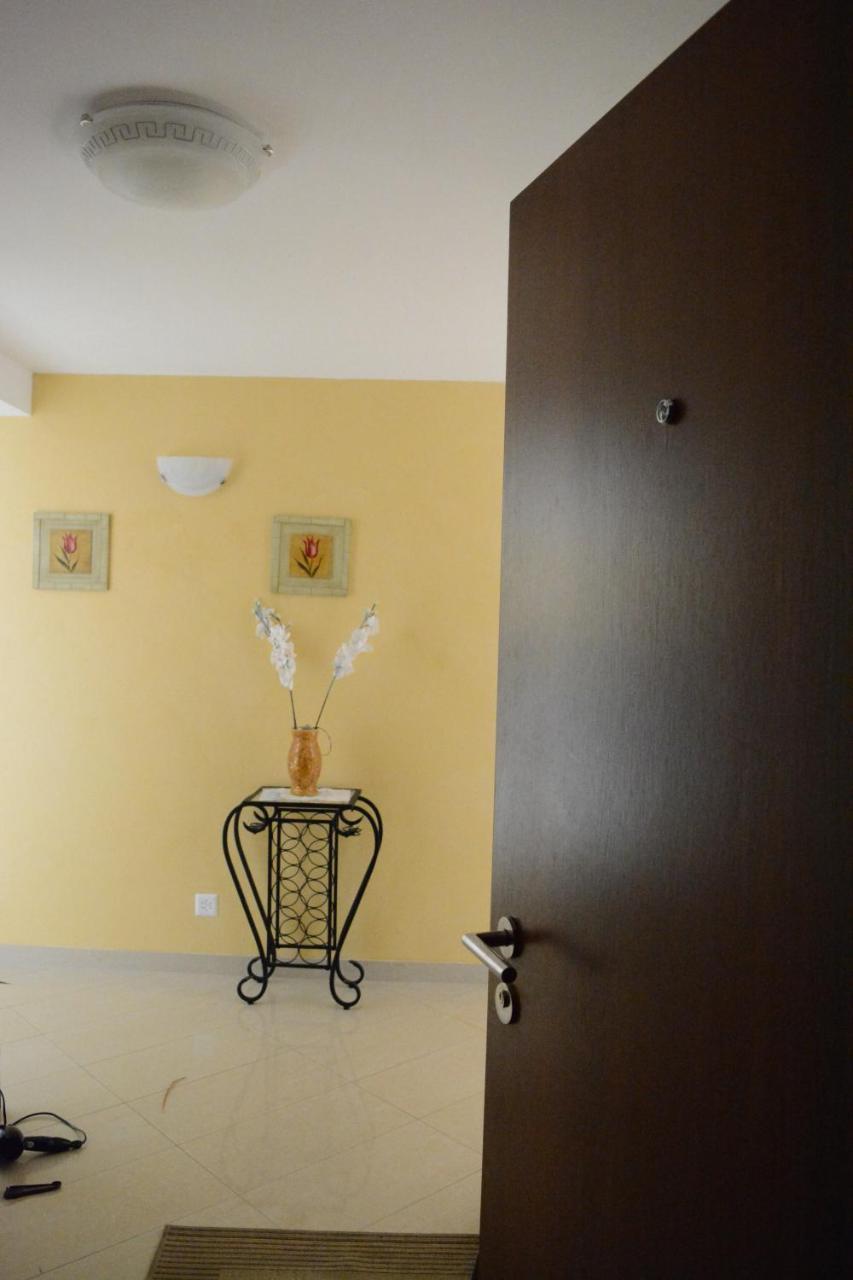 Apartment Viktoria *