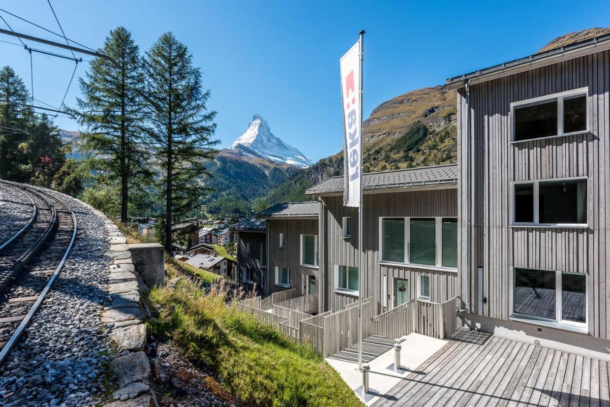 Legendaer Aparthotel 4*