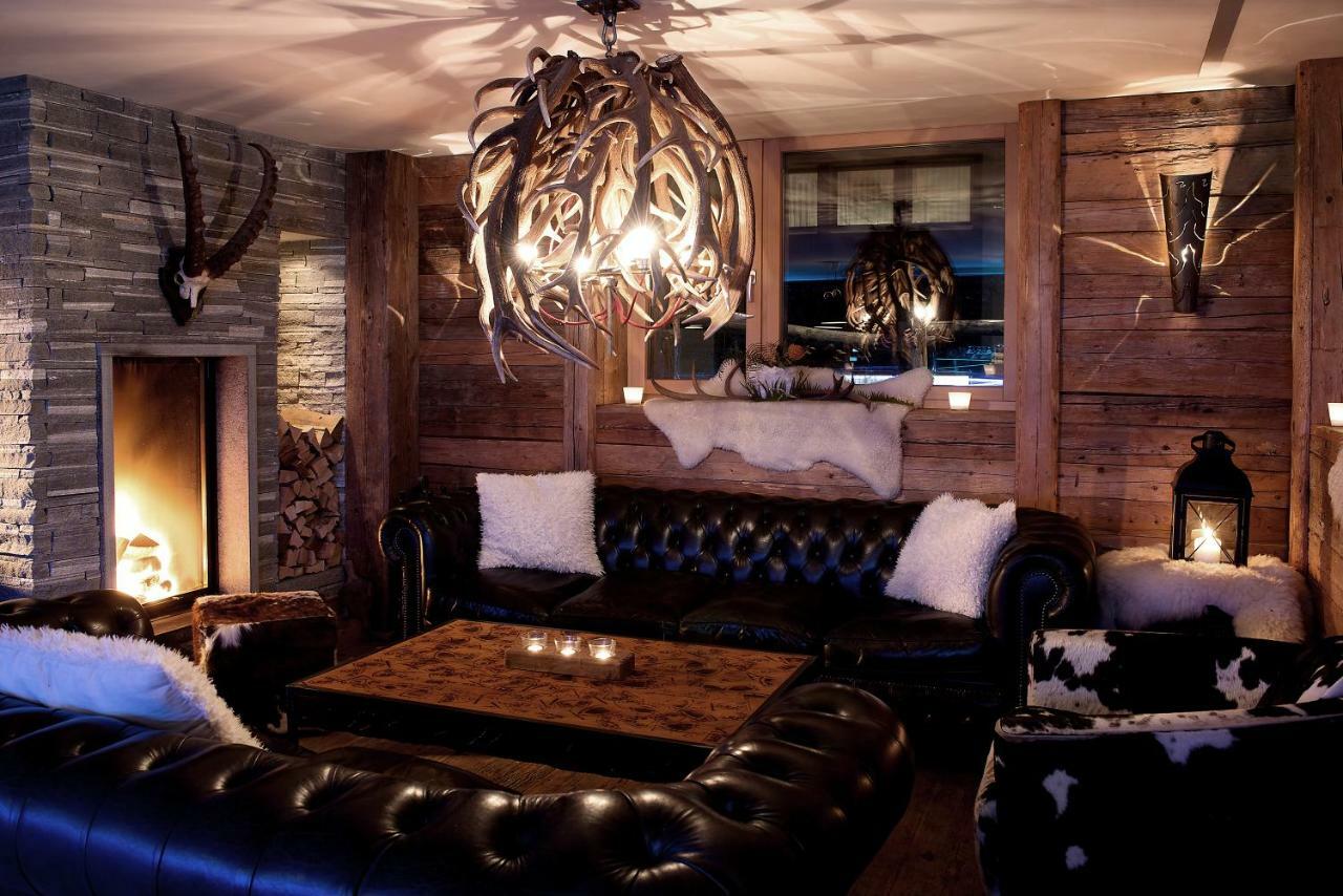 Hotel Firefly Luxury 4*