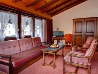 Astoria 3*